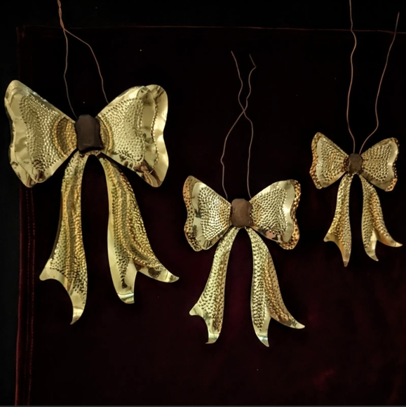 Lot of 3 Vintage 3D Gold Tin Hand Crafted Christmas Ornaments Mid-Late Century - Picture 3 of 11